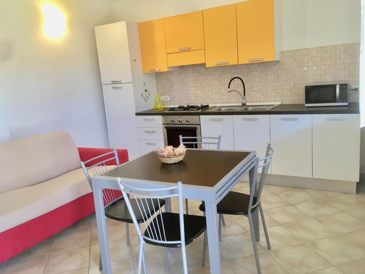 Residence S'Oggiastrone Танаунелла Экстерьер фото